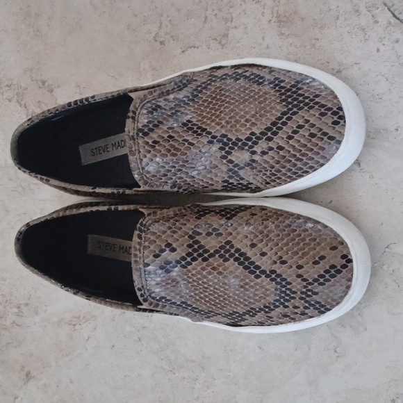 Steve Madden Symba Slip On Snakeskin Print Sneakers - Picture 4 of 9